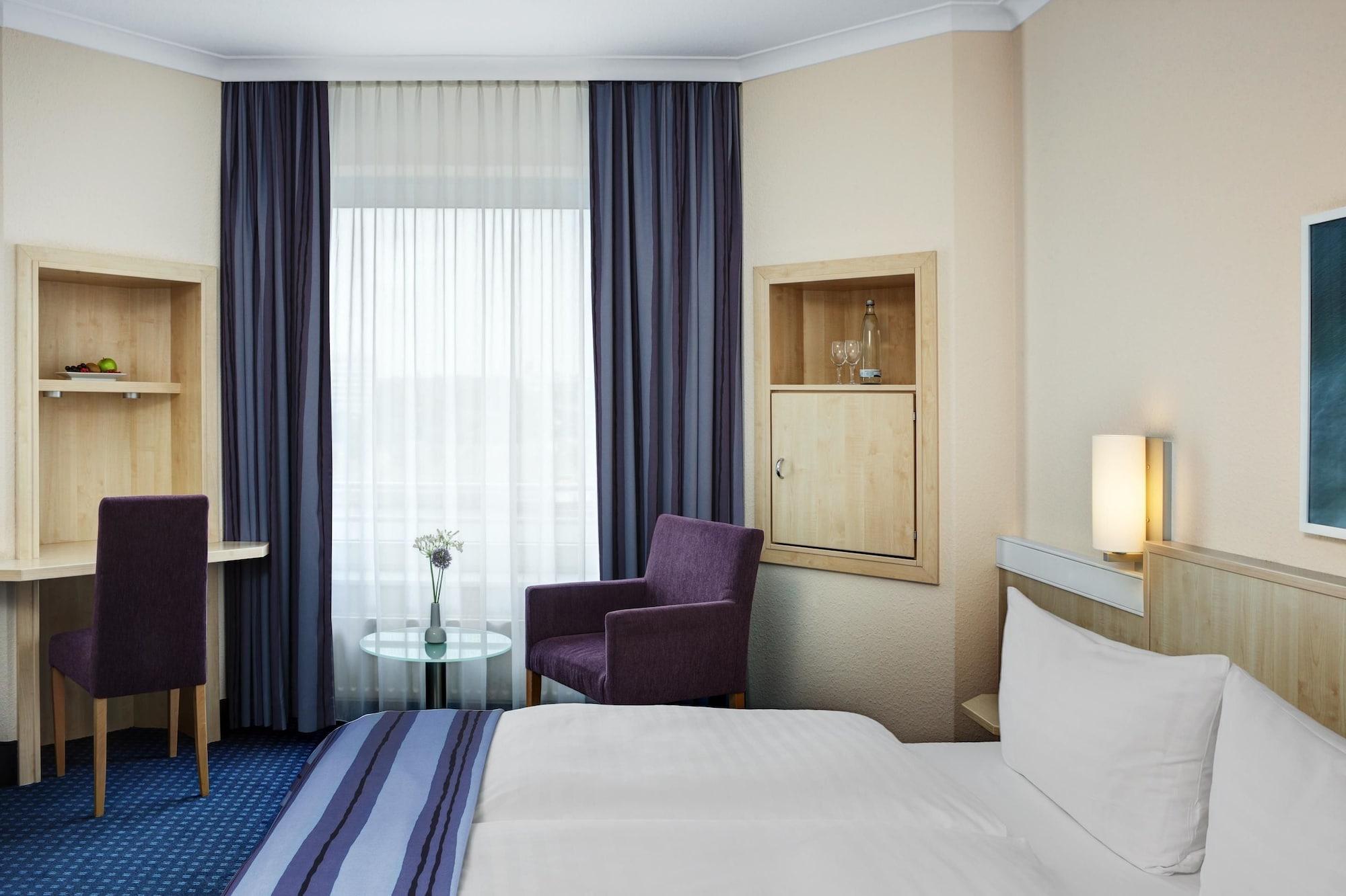 Intercityhotel Kiel Exterior foto